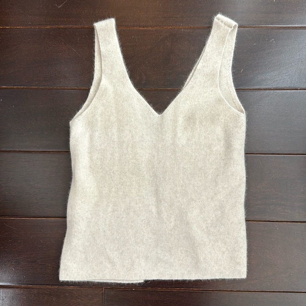 Baby alpaca top